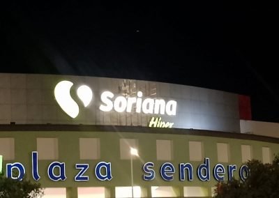Soriana Plaza Sendero