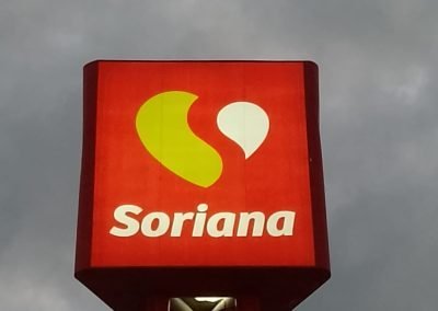 Soriana Señalización Elevada